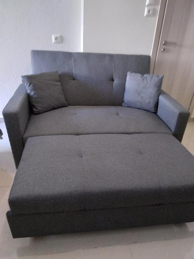 Little Beauty - Happyhostgr - In Apartment *